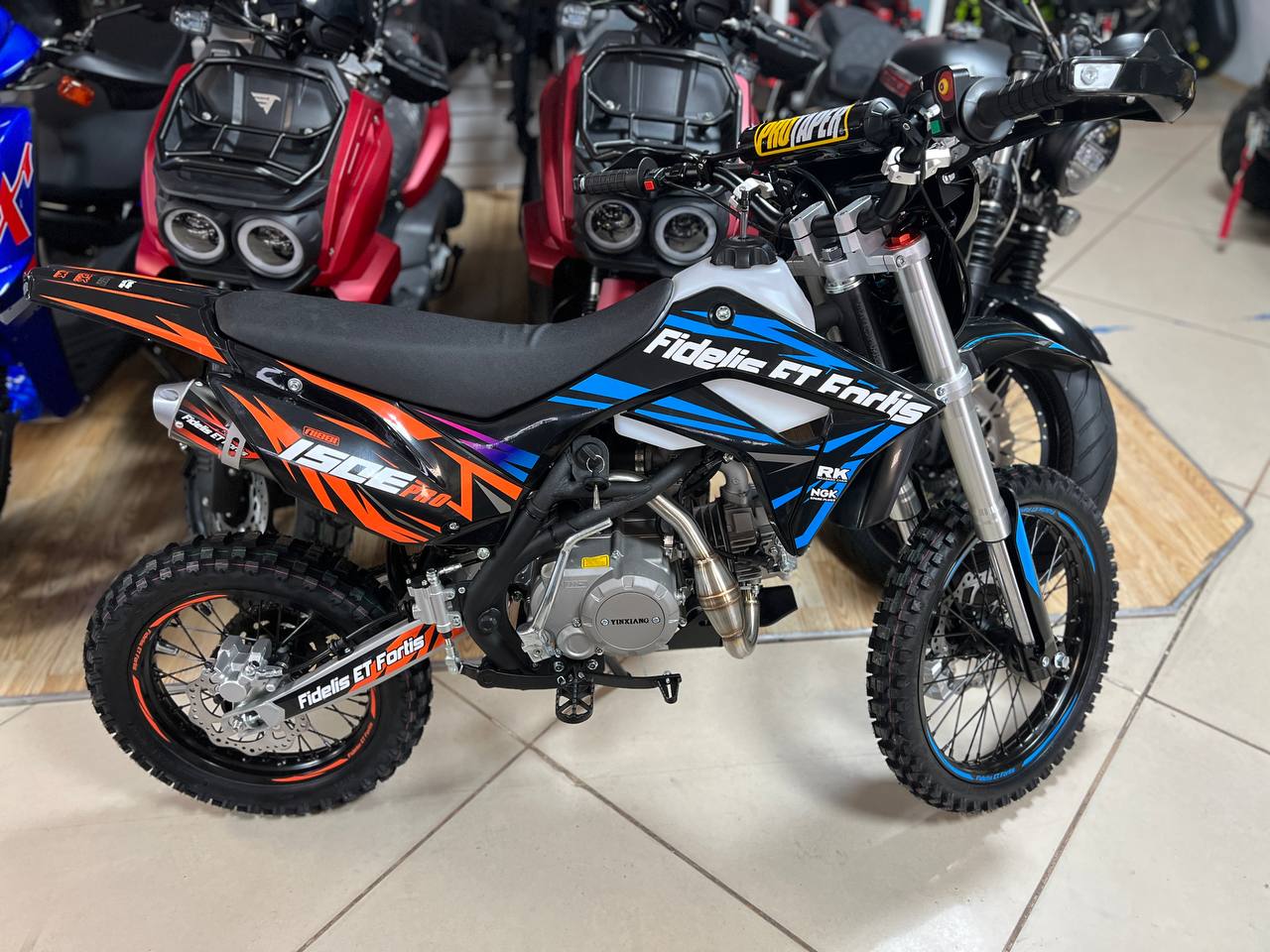 Мотоцикл (питбайк) PROMAX FIDET (ФАЙДЕТ) 190E PRO 17/14 в Бийске