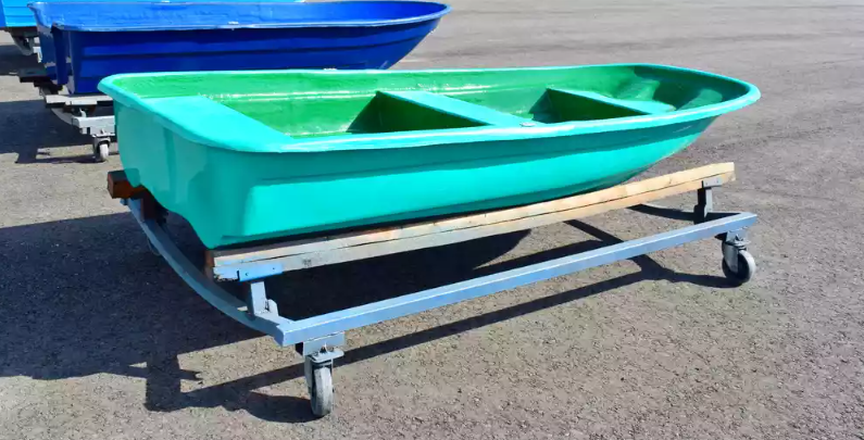 Стеклопластиковая лодка Старт (тримаран) в Бийске