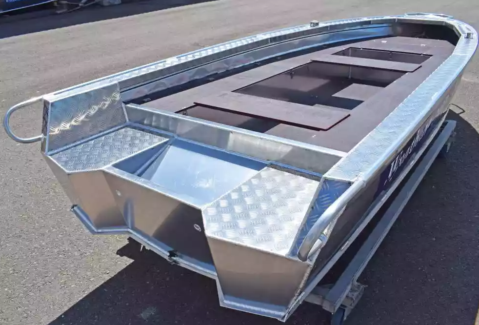 Алюминиевая лодка Wyatboat-390РМ в Бийске