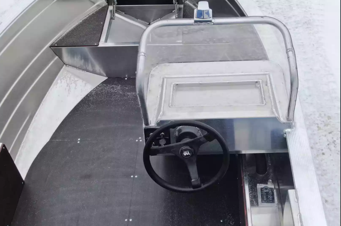 Алюминиевая лодка Неман-400 С в Бийске