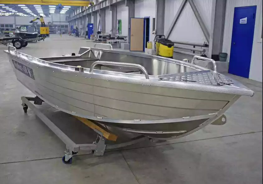 Алюминиевая лодка  Wyatboat-430 Р в Бийске