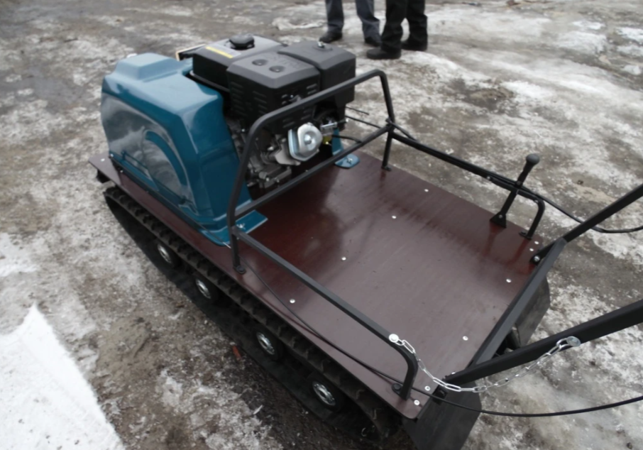 Мотобуксировщик AhtaR LR13 с реверс-вариатором Буран (задний ход) в Бийске