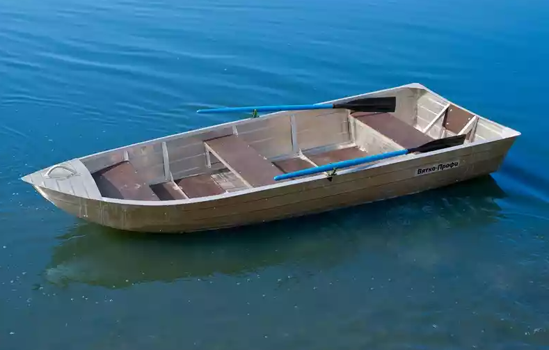 Алюминиевая лодка Вятка-Профи 32 в Бийске