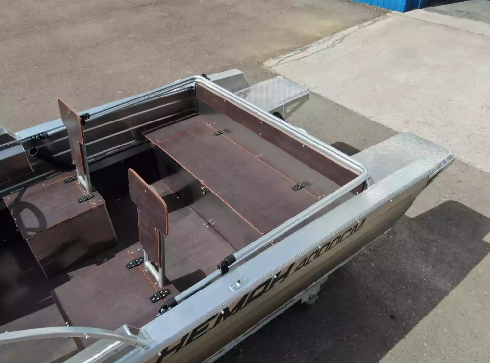 Алюминиевая лодка  Неман-400 DCM NEW в Бийске