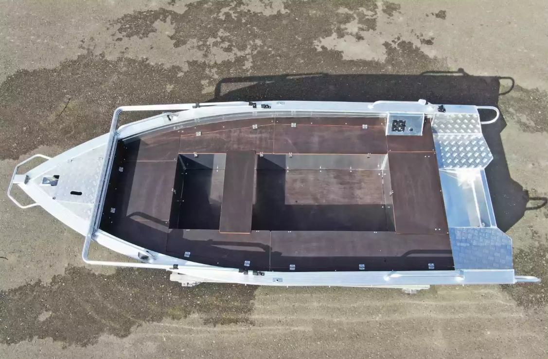 Алюминиевая лодка Wyatboat-390РМ в Бийске