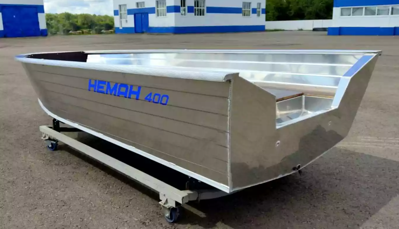 Алюминиевая лодка Неман-400 в Бийске