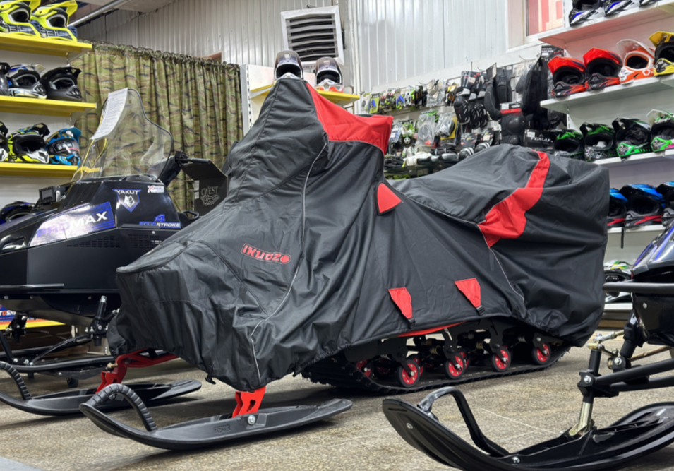 Чехол транспорт. снегохода IKUDZO HUNTER черно-красный Оксфорд ПРЕМИУМ качества с лого IKUDZO в Бийске