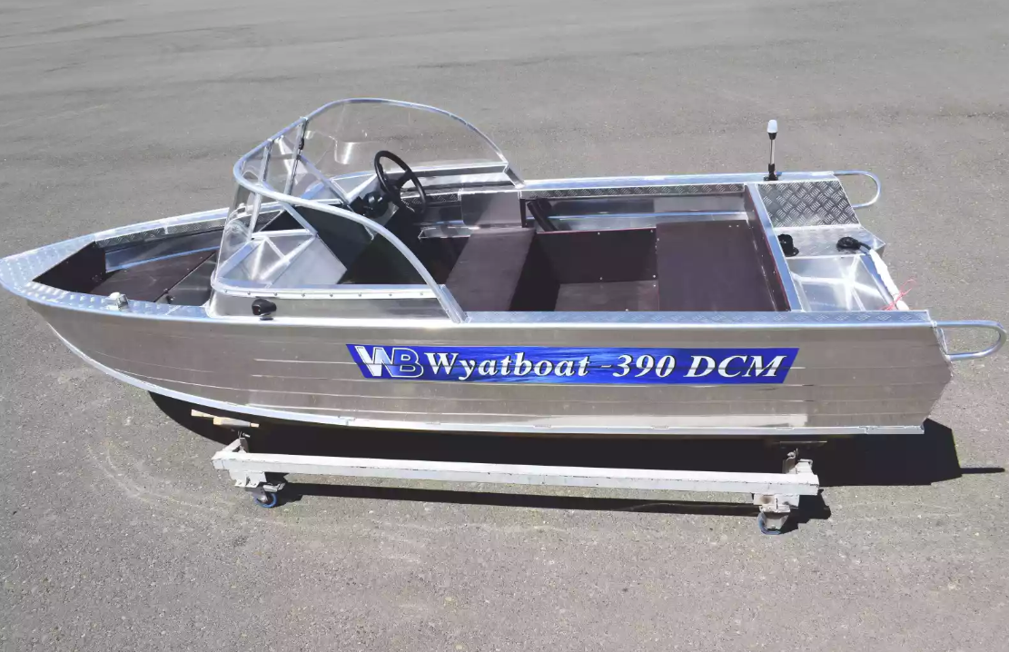 Алюминиевая лодка Wyatboat-390 DCM в Бийске