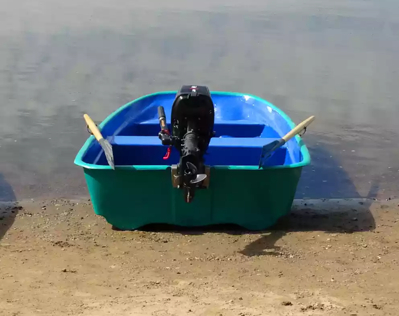 Стеклопластиковая лодка Старт (тримаран) в Бийске