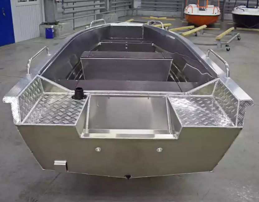 Алюминиевая лодка  Wyatboat-430 Р в Бийске