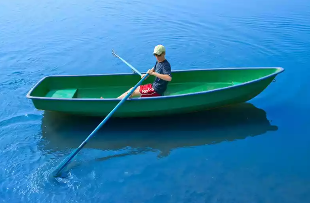 Стеклопластиковая Лодка Голавль в Бийске