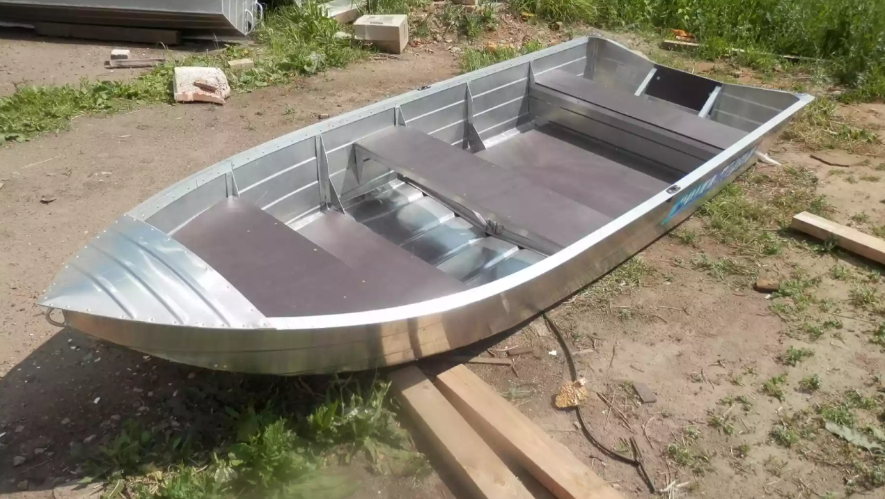 Алюминиевая лодка Вятка-Профи 32 в Бийске