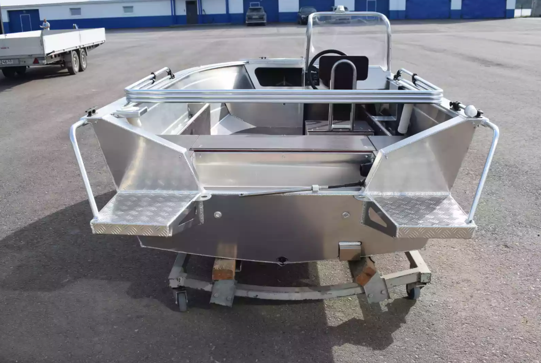 Алюминиевая лодка Неман-400 С в Бийске