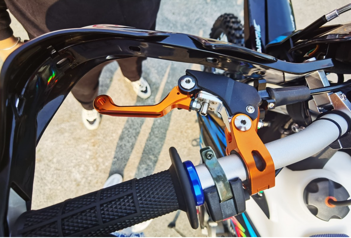 Мотоцикл JHLMOTO JHL Z3 CB250 (172FMM-3A) в Бийске