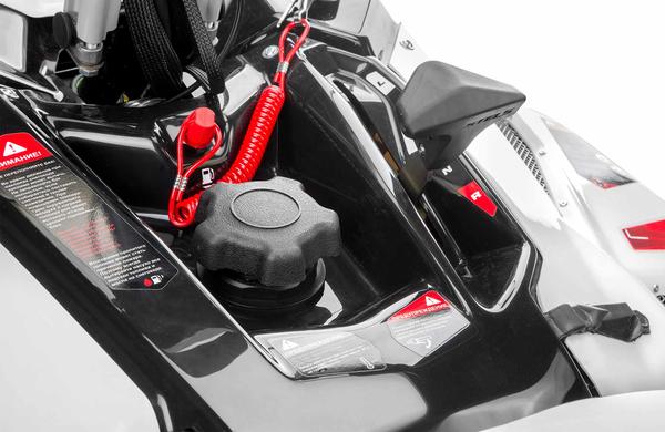 Снегоход STELS SA800R (L LUX WT) ВИТЯЗЬ 2.0 К01 Tech в Бийске