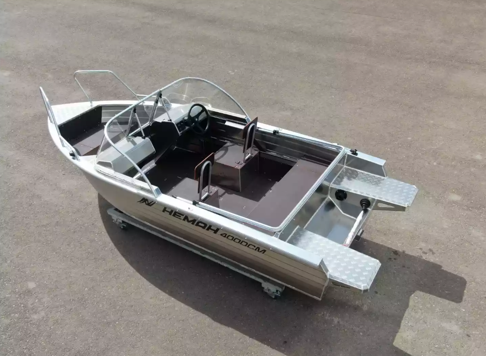 Алюминиевая лодка  Неман-400 DCM NEW в Бийске