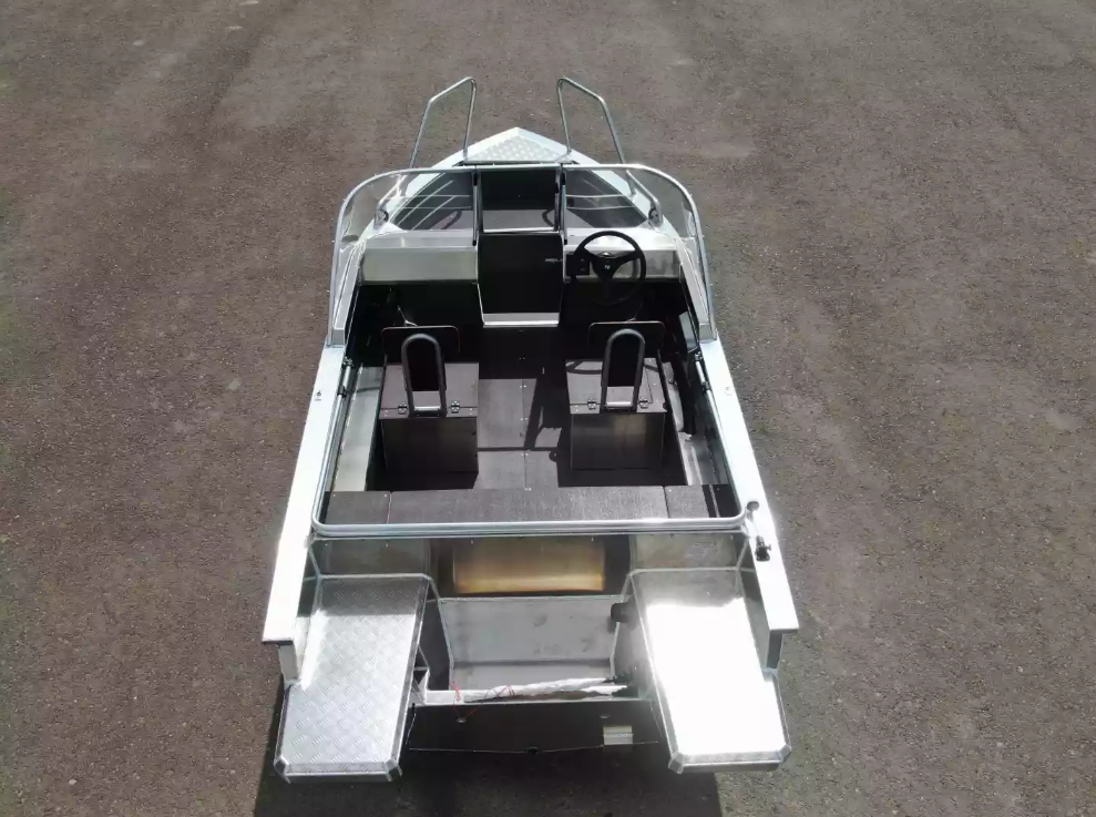 Алюминиевая лодка  Неман-400 DCM NEW в Бийске