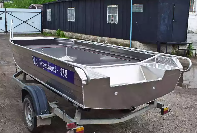 Алюминиевая лодка  Wyatboat-430 Master в Бийске
