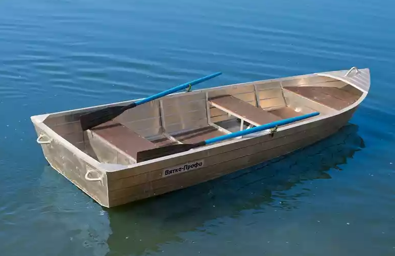 Алюминиевая лодка Вятка-Профи 32 в Бийске