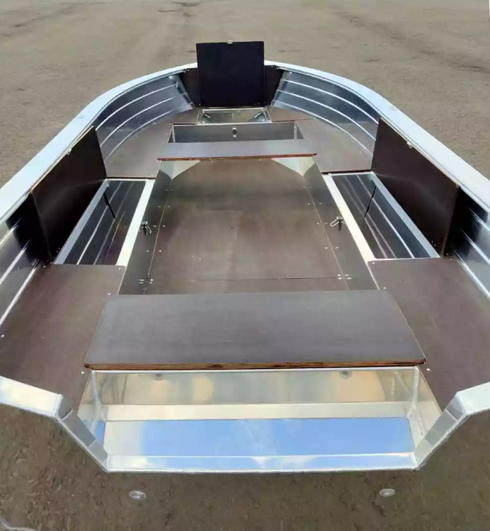 Алюминиевая лодка Неман-400 в Бийске