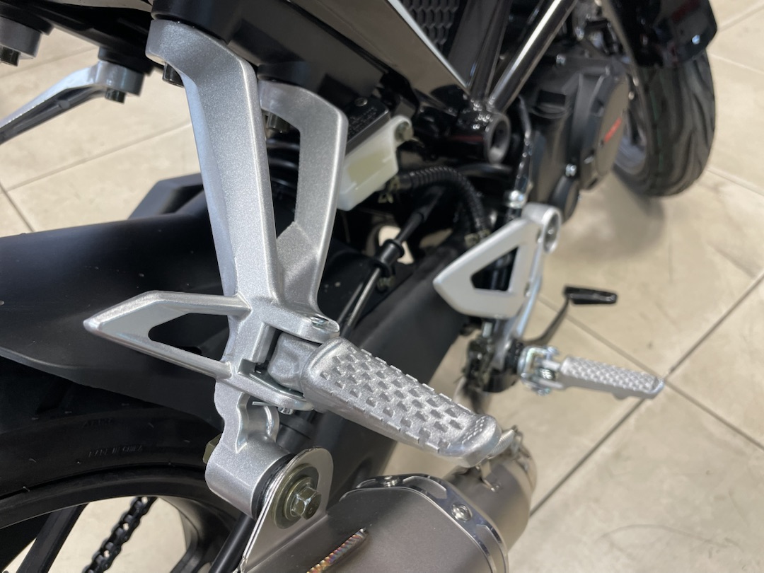 Мопед PROMAX CB150R (49) в Бийске