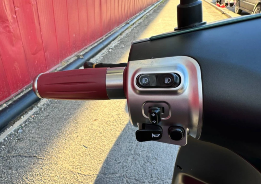 Скутер PROMAX Miami 240 (49) в Бийске