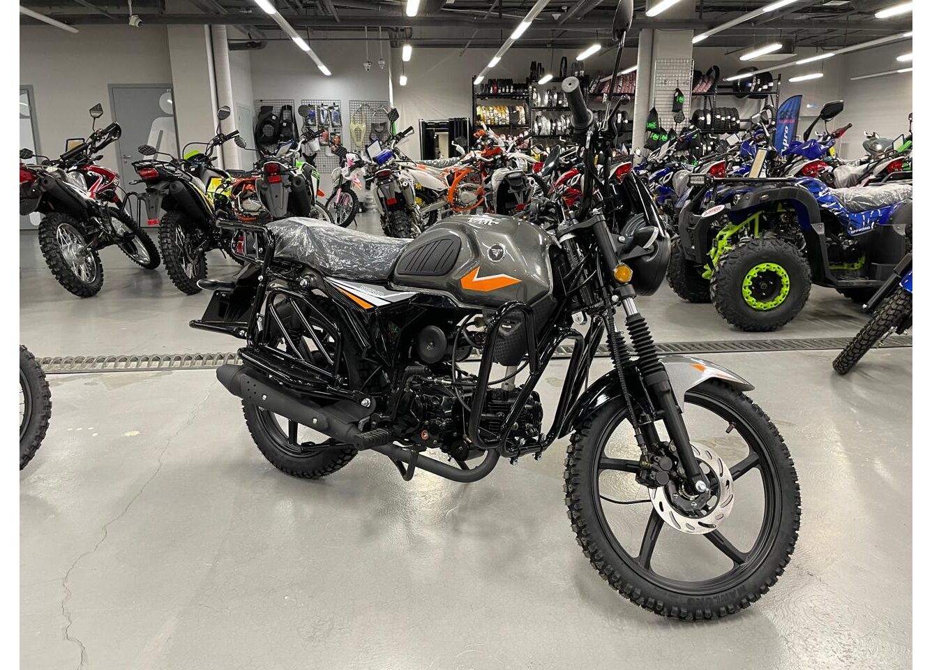 Мопед VMC NOVA 49сс (125сс) Led Full, дисковый тормоз, RKB RATO с баланс. валом, сигнализация в Бийске