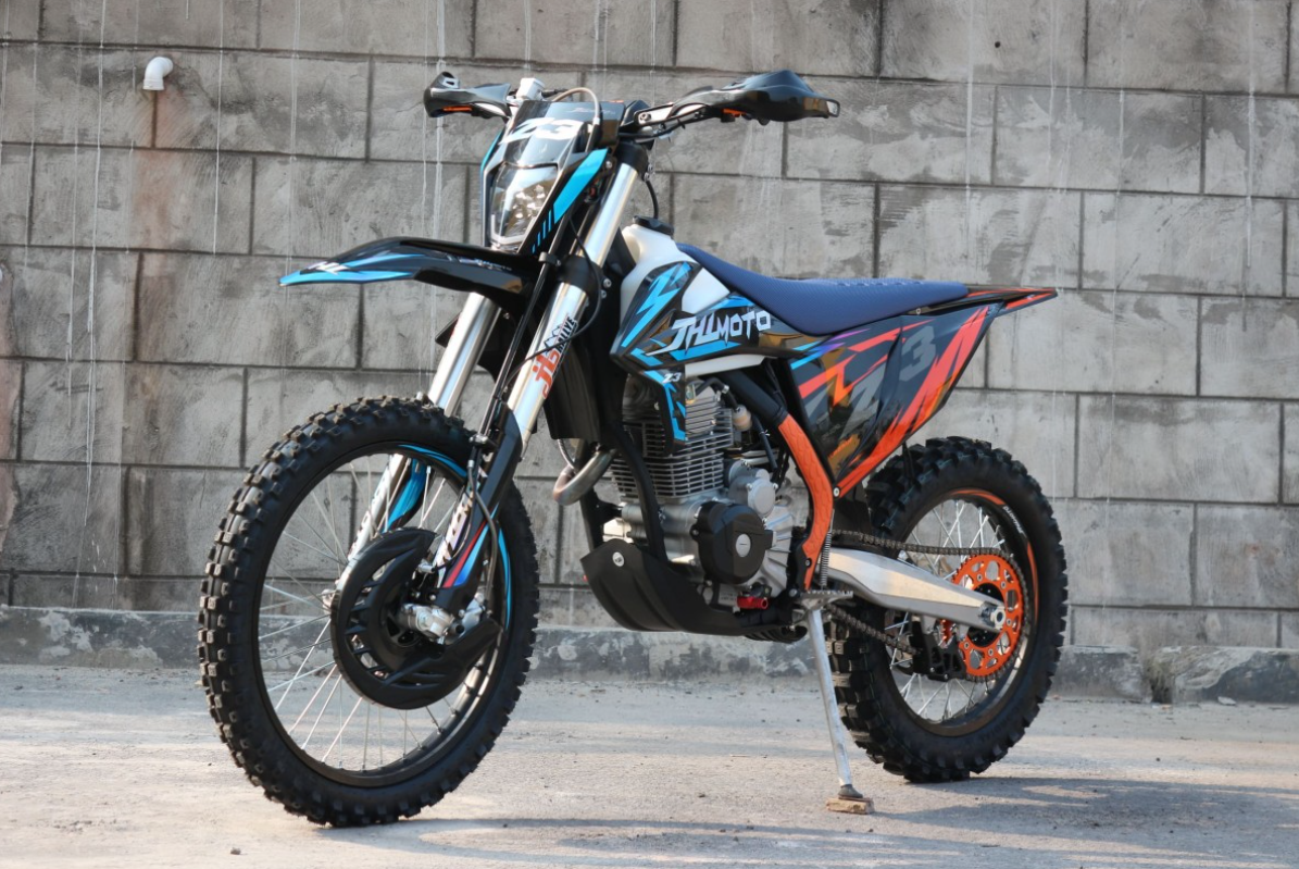 Мотоцикл JHLMOTO JHL Z3 CB250 (172FMM-3A) в Бийске