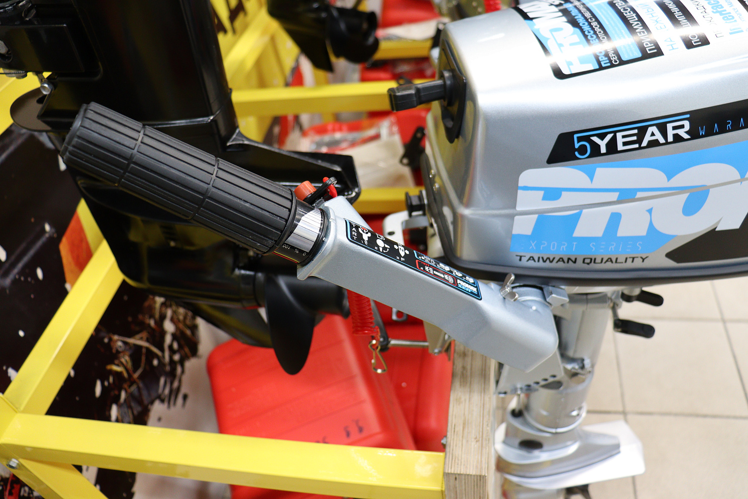 Лодочный мотор PROMAX SP5FHS (внешний бак 12 л) в Бийске