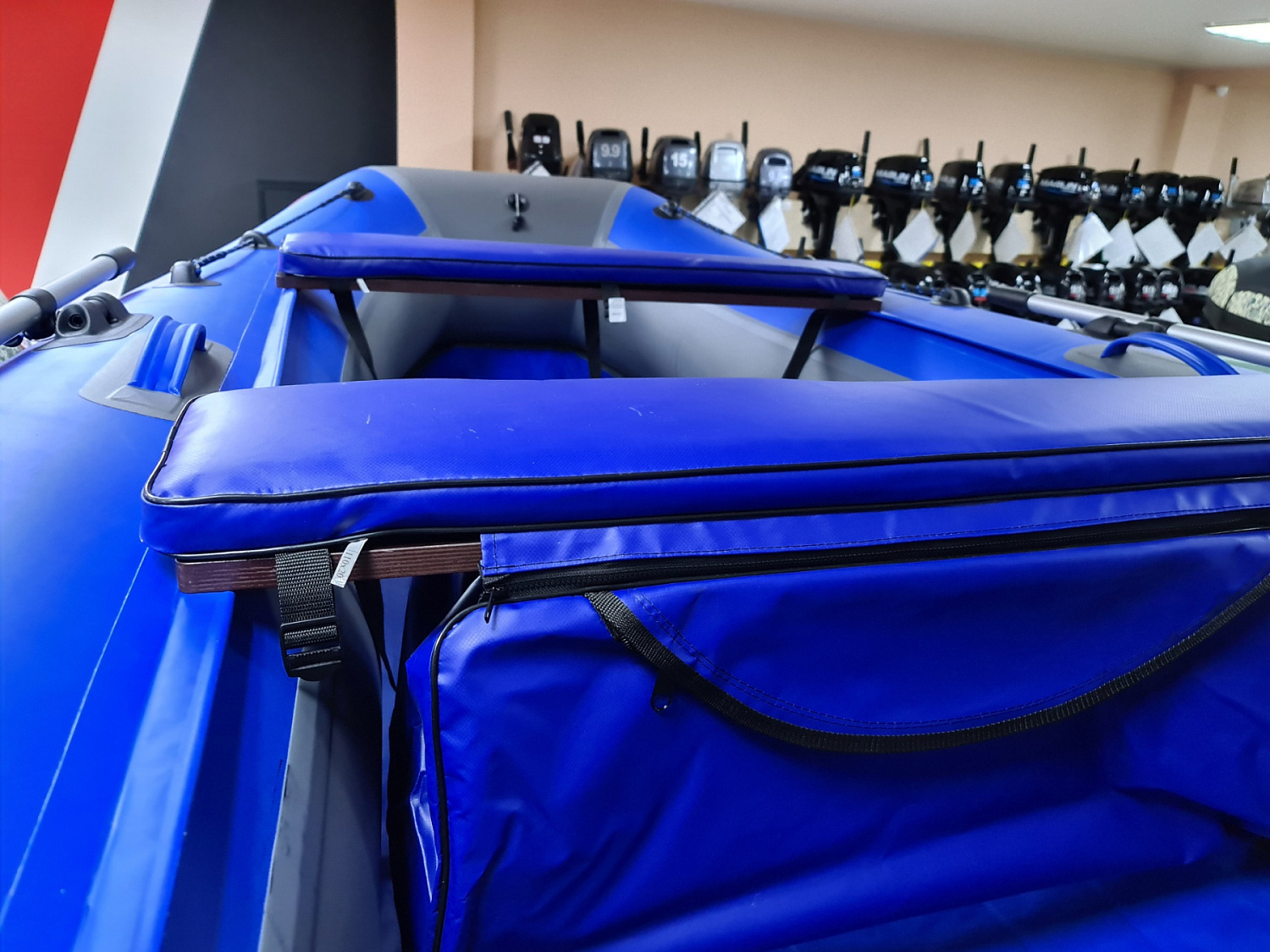 КОМПЛЕКТ МЯГКИХ НАКЛАДОК С СУМКОЙ ДЛЯ ЛОДОК 110Х20 СИНИЙ в Бийске