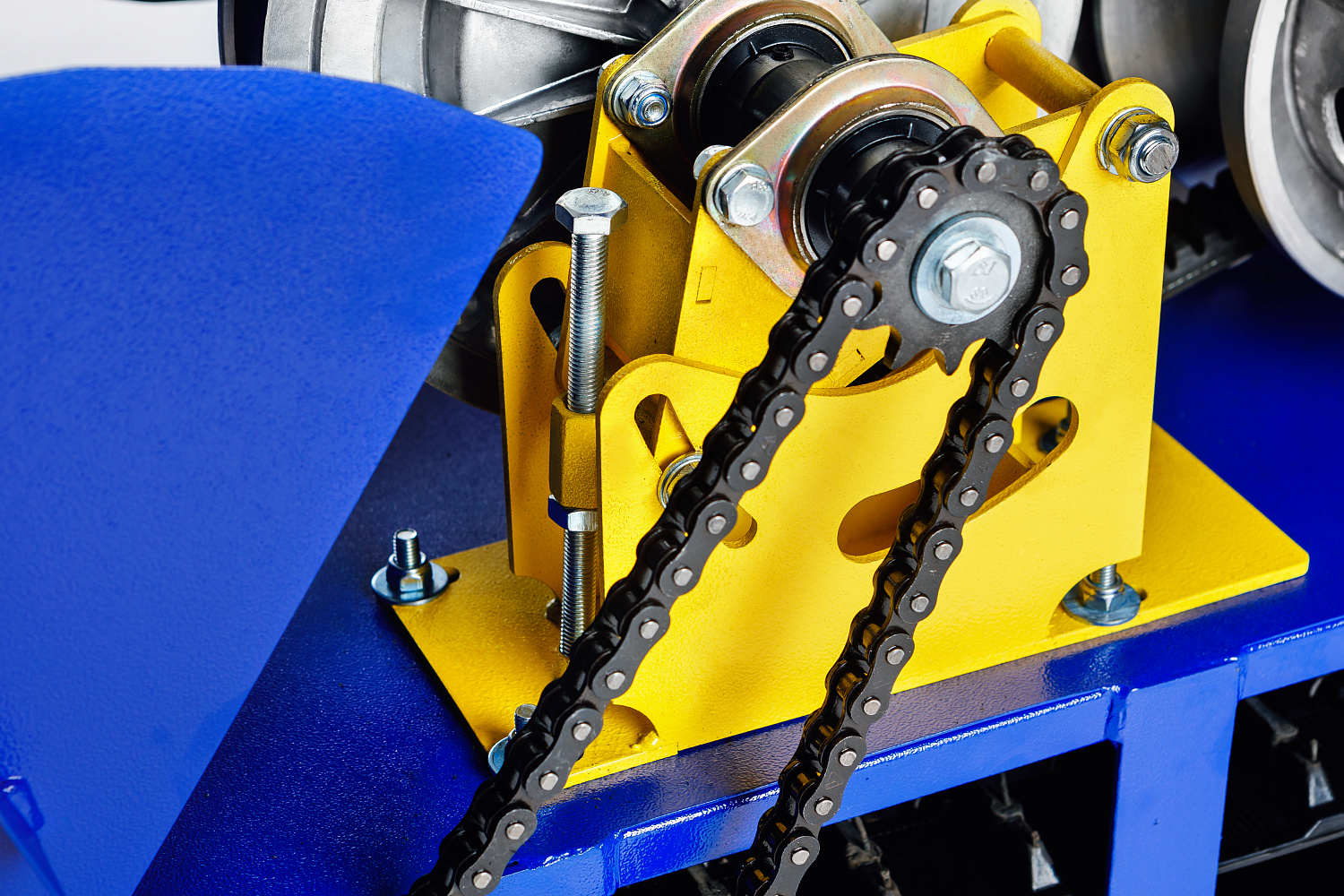 МОТОБУКСИРОВЩИК SNOW DOG 15 л.с. в Бийске