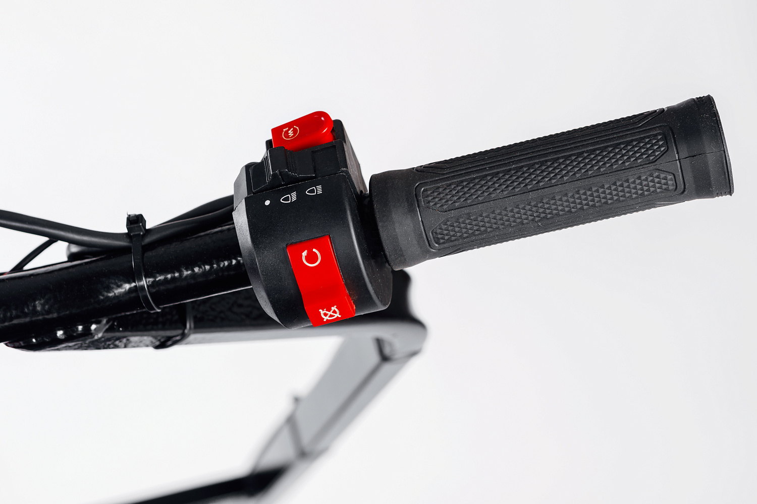 МОТОБУКСИРОВЩИК IKUDZO LONG 2.0 1700/500 EKR19 в Бийске