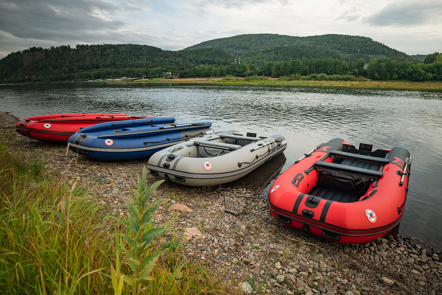 Лодка MISHIMO RIVER FJET PRO 430  под водомет в Бийске