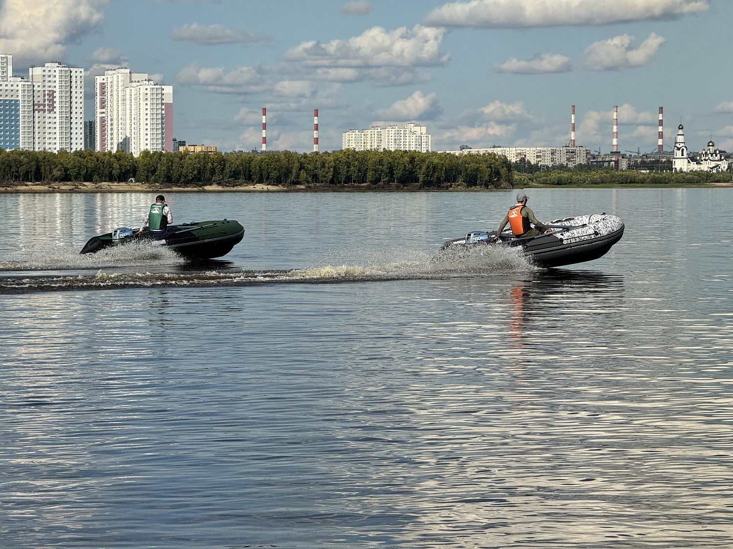 Лодка MISHIMO BIG FLOOR 440 в Бийске