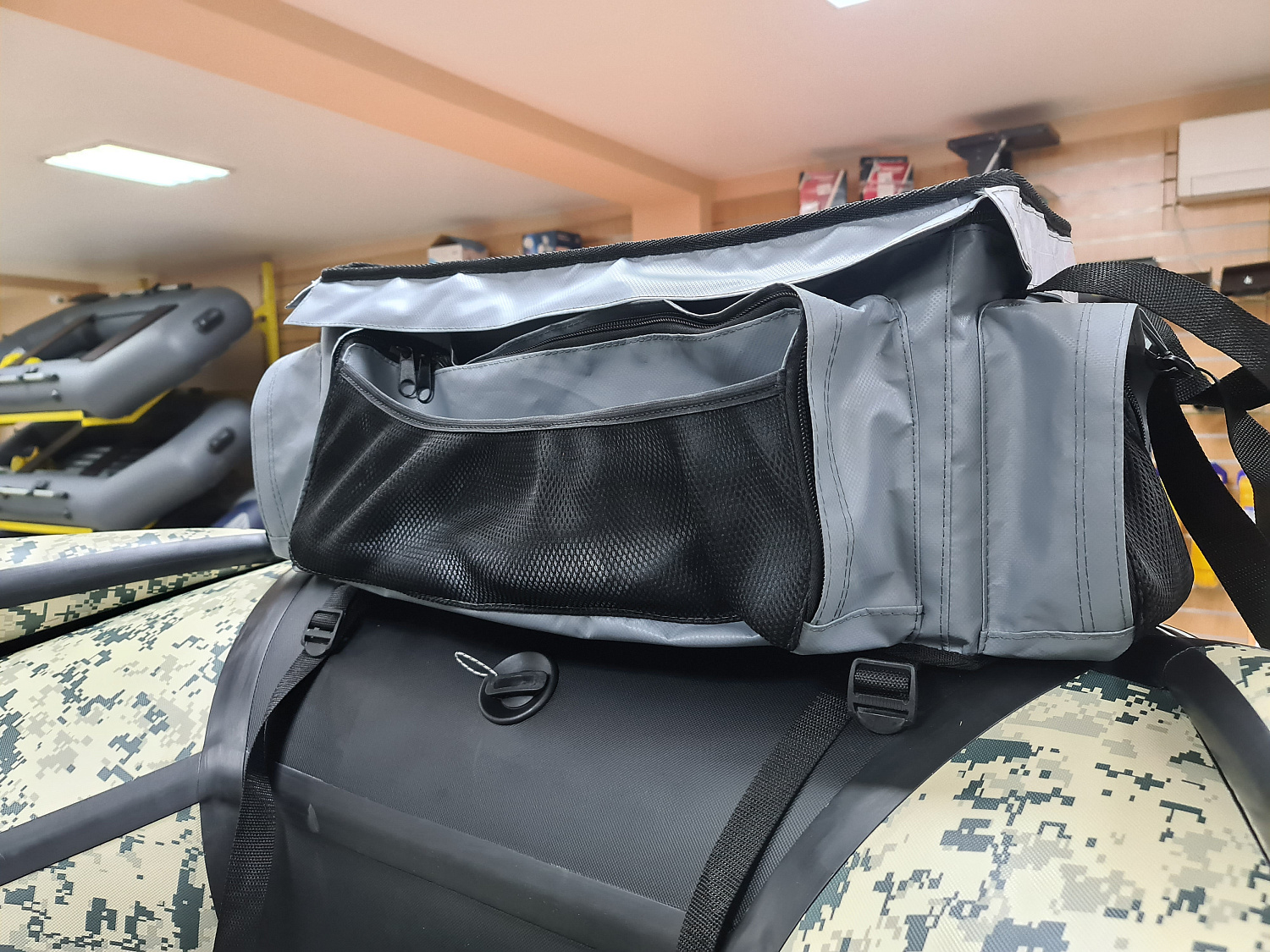 СУМКА ЛЮКС НА БАЛЛОН ДЛЯ ЛОДОК ПВХ 50Х25Х25 СМ в Бийске