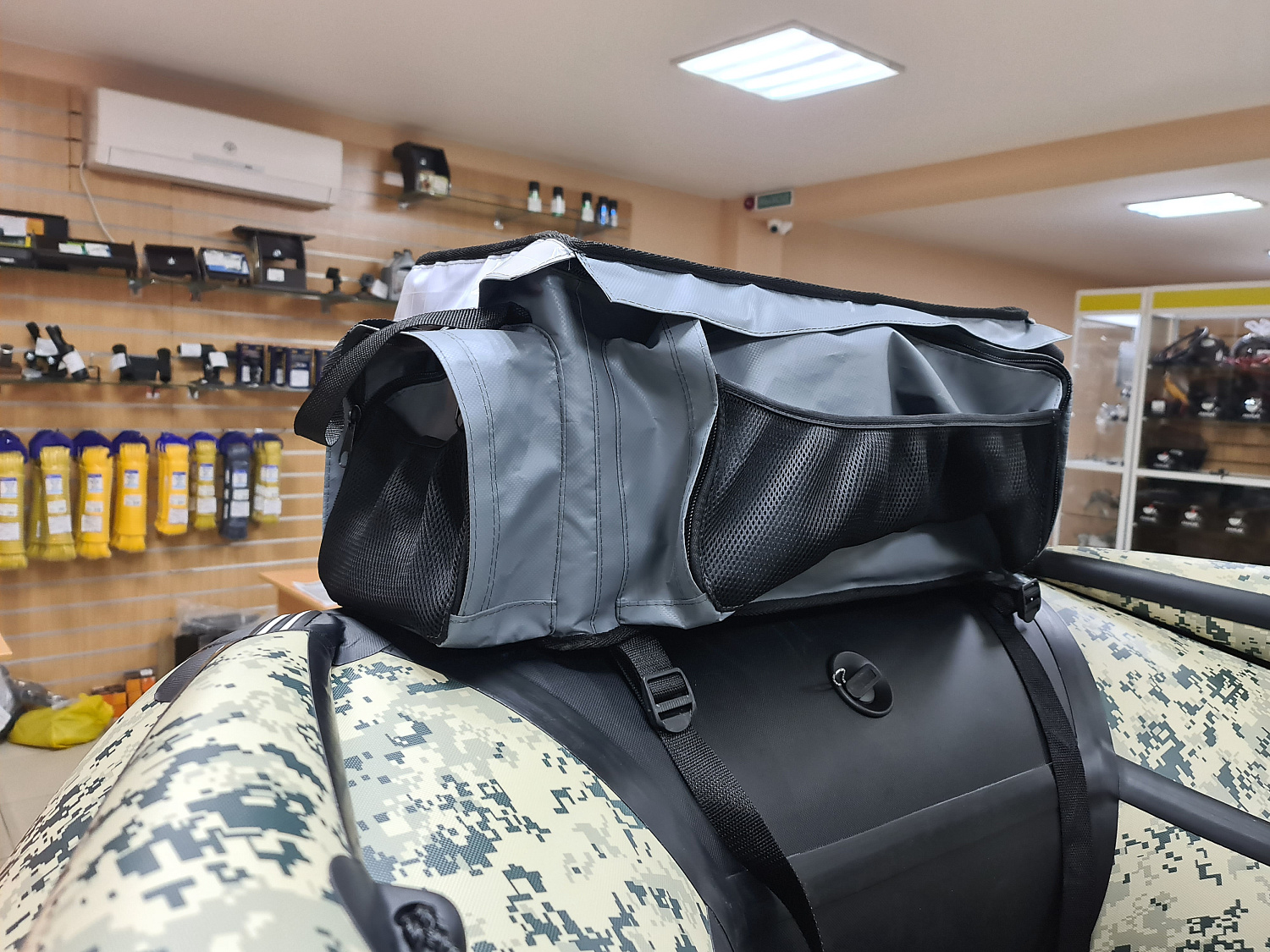 СУМКА ЛЮКС НА БАЛЛОН ДЛЯ ЛОДОК ПВХ 50Х25Х25 СМ в Бийске